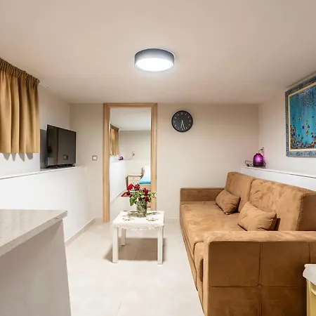 Grande Luxury - 3 * Kalamata