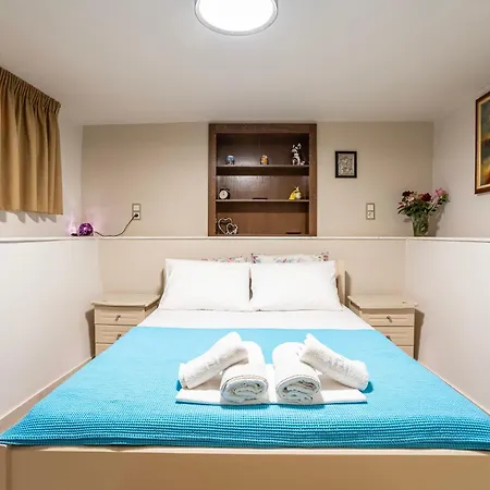 Grande Luxury - 3 شقة كالاماتا