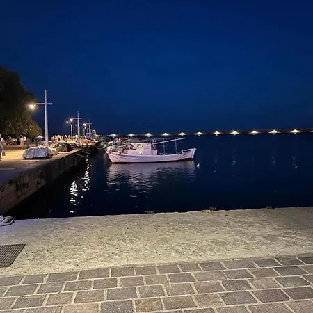 Grande Luxury - 3 Apartamento Kalamata