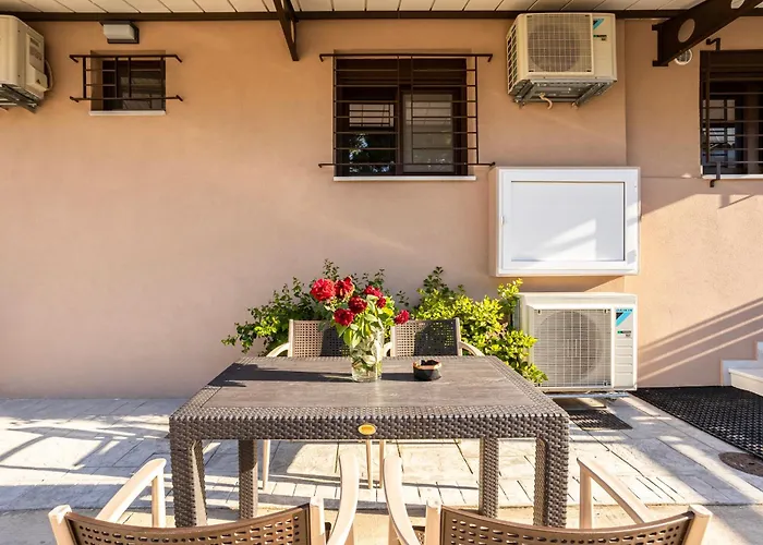 Grande Luxury - 3 * Kalamata