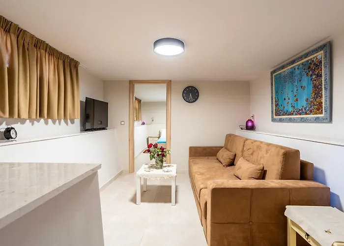 Grande Luxury - 3 * Kalamata