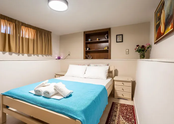 Grande Luxury - 3 Kalamata